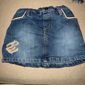 Gently worn vintage Rocawear toddler skirt